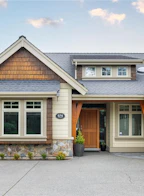 674 Eaglewood Court