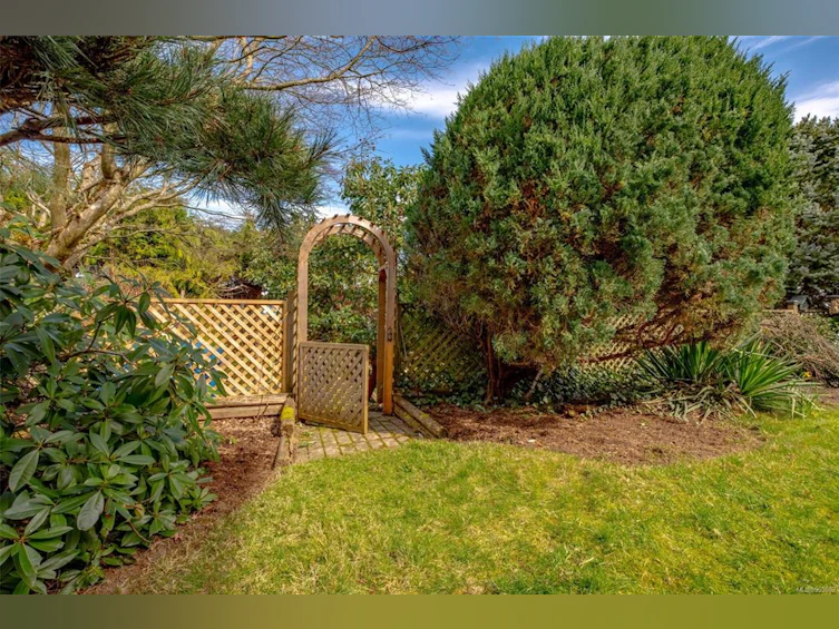 3980 Gulfview Drive, Nanaimo, BC, V9T 6B5 - 90