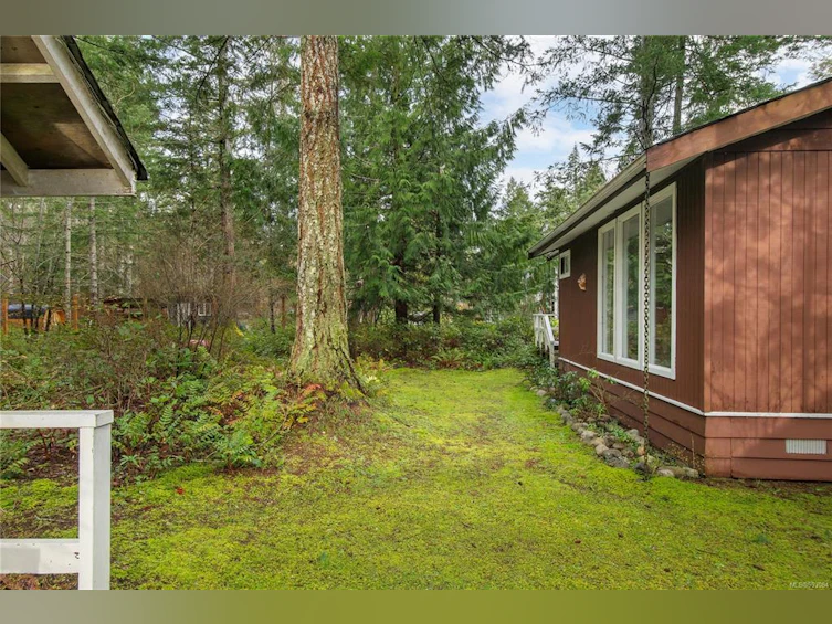 1471 Seaview Road, Black Creek, BC, V9J 1J6 - 19