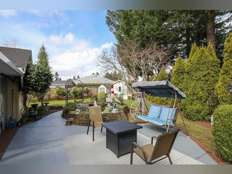 1901 St. Andrews Place, Courtenay, BC, V9N 9J4 - 10