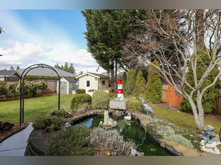 1901 St. Andrews Place, Courtenay, BC, V9N 9J4 - 37