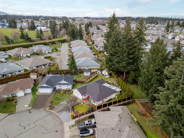 1901 St. Andrews Place, Courtenay, BC, V9N 9J4 - 43