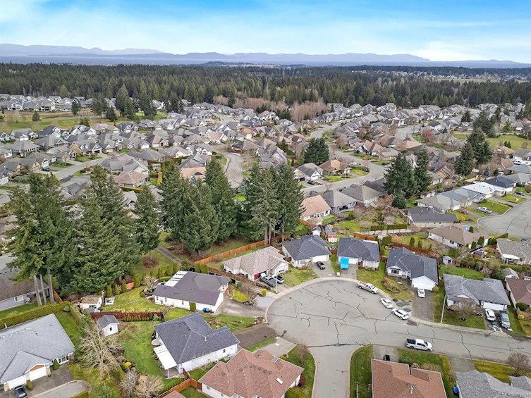 1901 St. Andrews Place, Courtenay, BC, V9N 9J4 - 44
