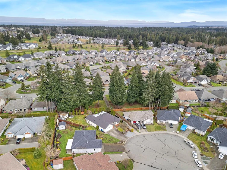 1901 St. Andrews Place, Courtenay, BC, V9N 9J4 - 45
