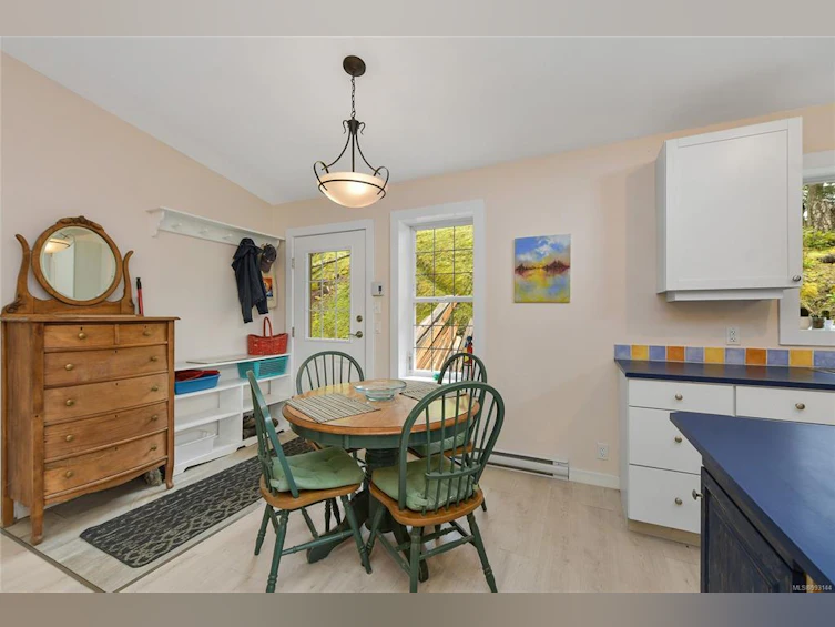 604 Fernhill Road, Mayne Island, BC, V0N 2J2 - 8