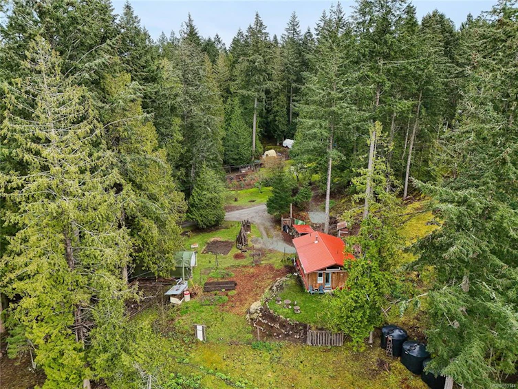 604 Fernhill Road, Mayne Island, BC, V0N 2J2 - 41