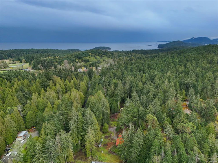 604 Fernhill Road, Mayne Island, BC, V0N 2J2 - 49