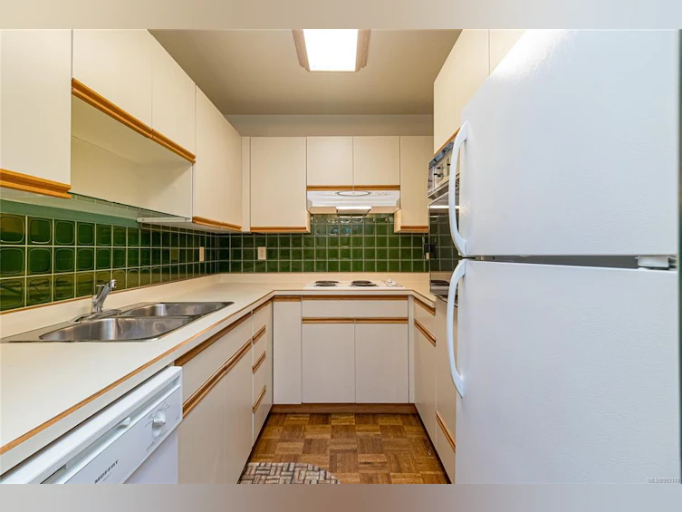 1144 Oscar Street, Victoria, BC, V8V 2X4 - 8