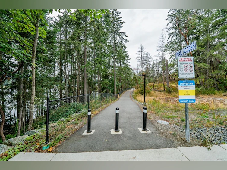 950 Woodpecker Lane, Nanaimo, BC, V9T 5J7 - 26