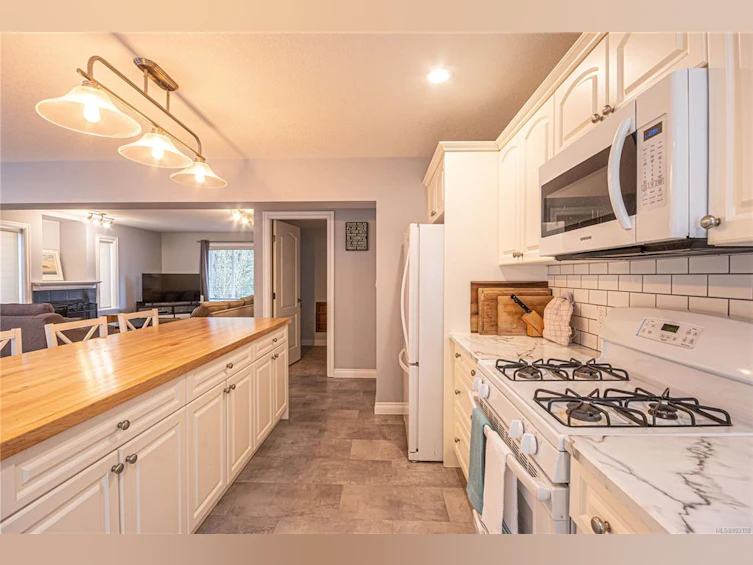 1872 Kirkstone Way, Nanaimo, BC, V9X 1X1 - 16