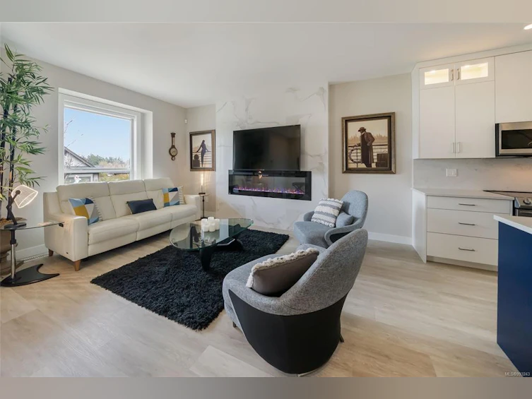 739 Briarwood Drive, Parksville, BC, V9P 2P9 - 2
