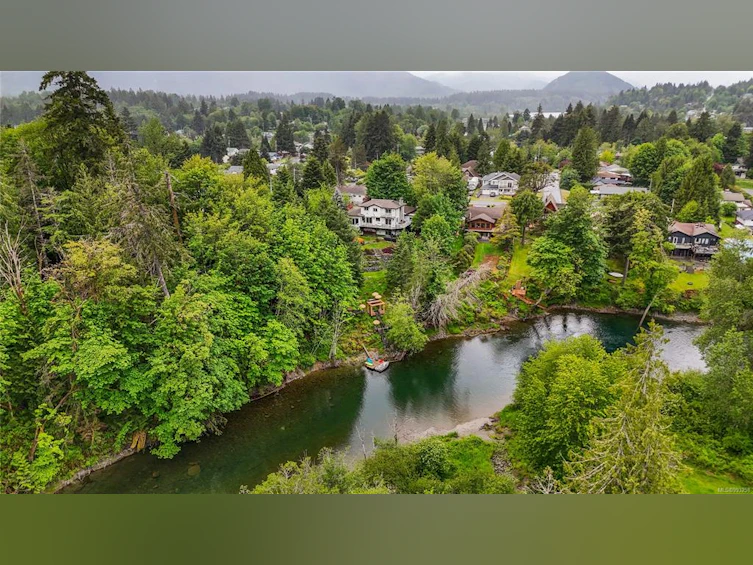 187 Nitinat Avenue, Lake Cowichan, BC, V0R 2G0 - 2