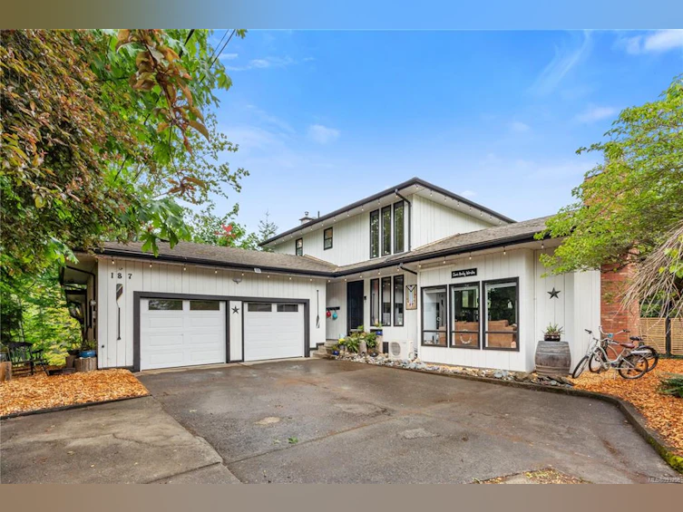 187 Nitinat Avenue, Lake Cowichan, BC, V0R 2G0 - 3