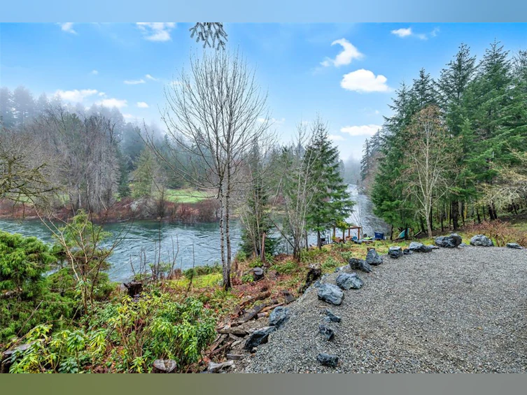 187 Nitinat Avenue, Lake Cowichan, BC, V0R 2G0 - 48