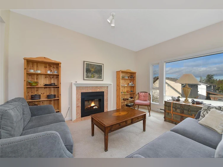 302-3969 Shelbourne Street, Saanich, BC, V8N 6J5 - 6