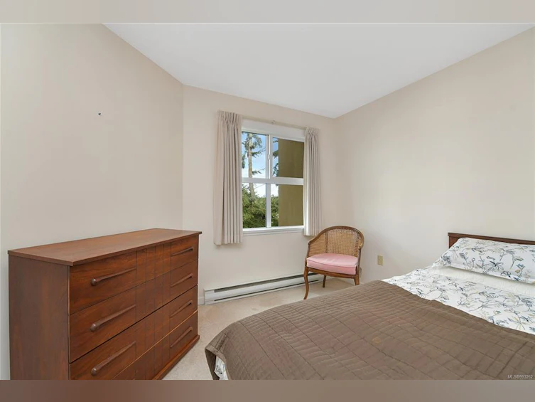 302-3969 Shelbourne Street, Saanich, BC, V8N 6J5 - 17