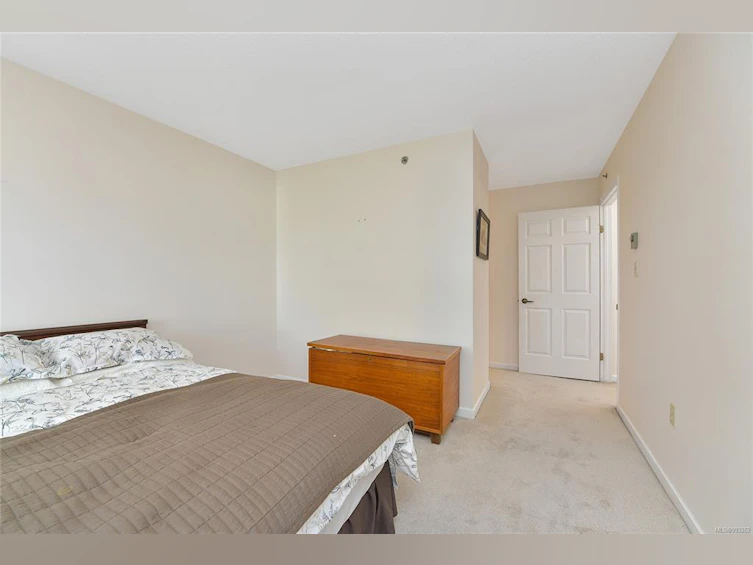 302-3969 Shelbourne Street, Saanich, BC, V8N 6J5 - 18