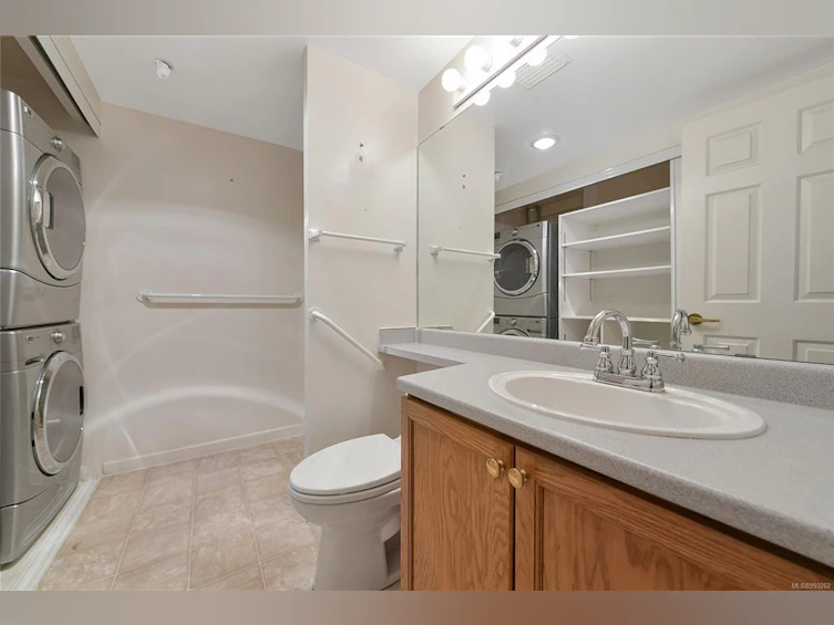 302-3969 Shelbourne Street, Saanich, BC, V8N 6J5 - 27