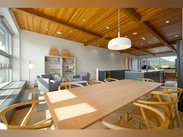 406-368 Main Street, Tofino, BC, V0R 2Z0 - 15