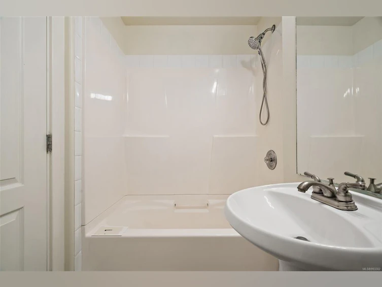 2566 Crystalview Drive, Langford, BC, V9B 6M8 - 30