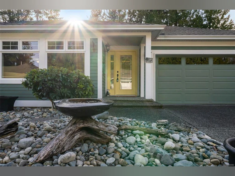 514 Seaward Way, Qualicum Beach, BC, V9K 1T8 - 2