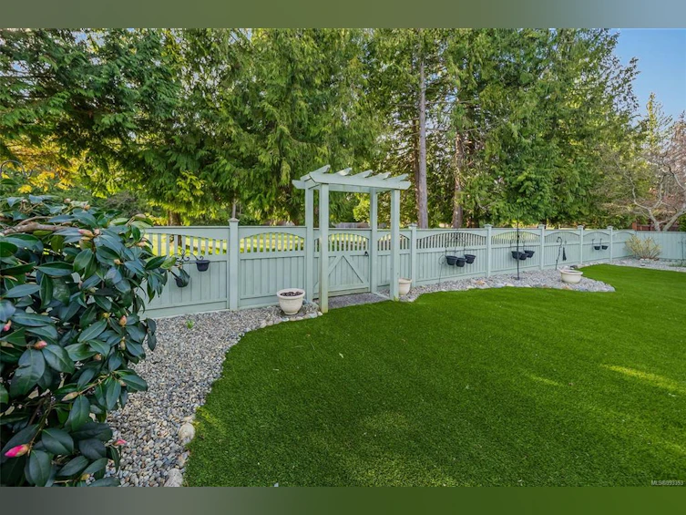 514 Seaward Way, Qualicum Beach, BC, V9K 1T8 - 50