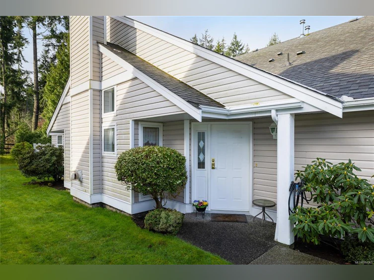 5242 Arbour Crescent, Nanaimo, BC, V9T 6E5 - 4
