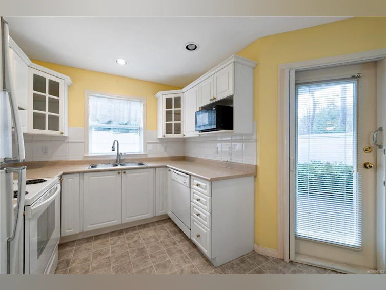 5242 Arbour Crescent, Nanaimo, BC, V9T 6E5 - 18