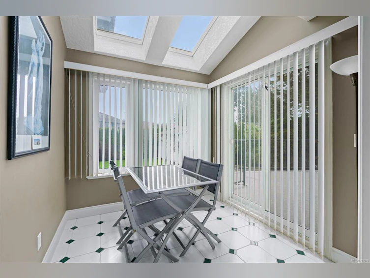 757 Claremont Avenue, Saanich, BC, V8Y 1J9 - 15