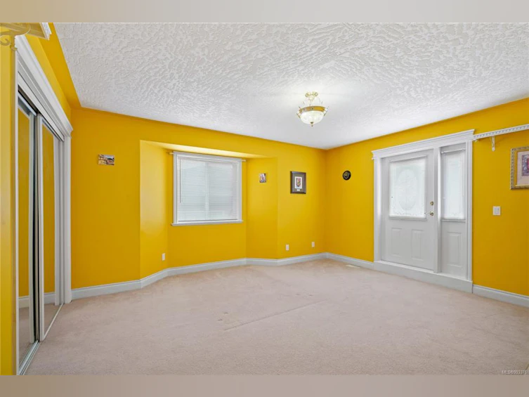 757 Claremont Avenue, Saanich, BC, V8Y 1J9 - 18