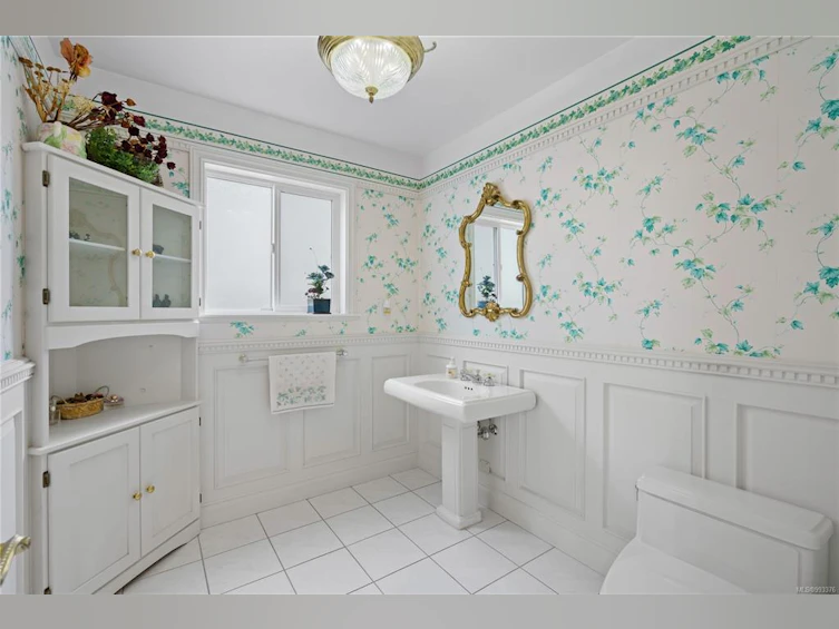 757 Claremont Avenue, Saanich, BC, V8Y 1J9 - 24