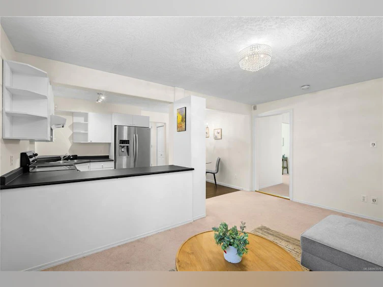 757 Claremont Avenue, Saanich, BC, V8Y 1J9 - 27