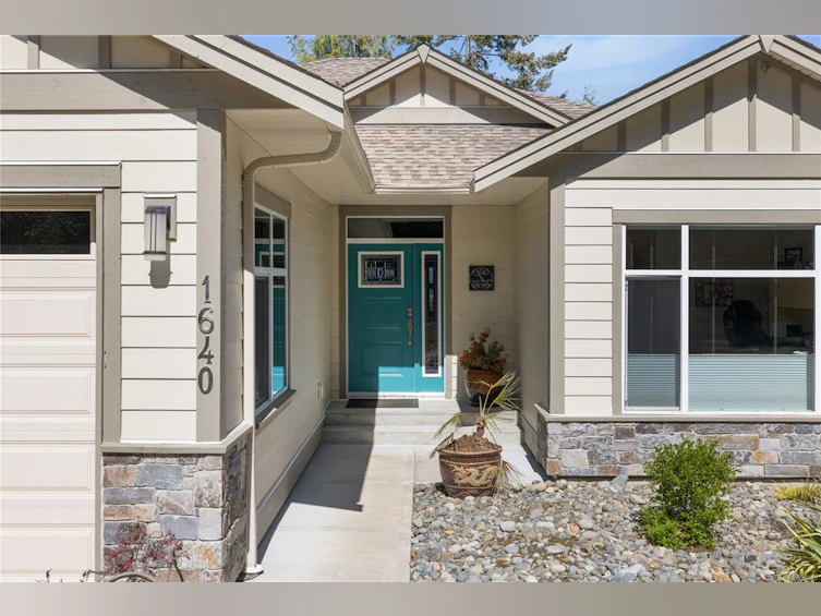 1640 Country Road, Qualicum Beach, BC, V9K 2S3 - 43