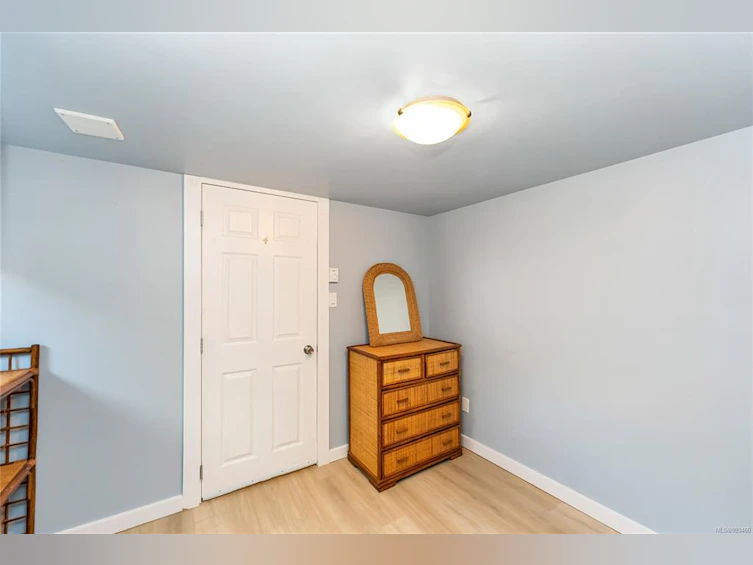 1456 Thurlow Road, Victoria, BC, V8S 1L9 - 31