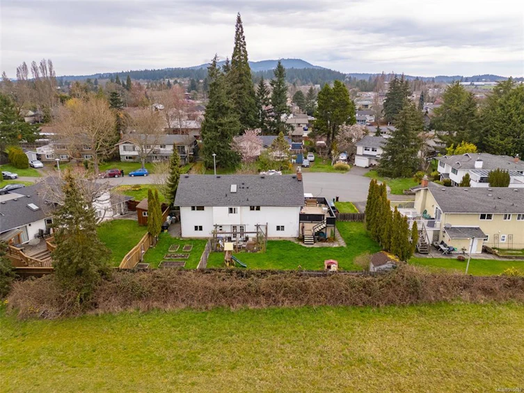 1235 Marin Park Close, Central Saanich, BC, V8M 1G7 - 43