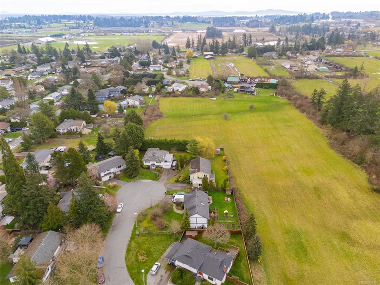 1235 Marin Park Close, Central Saanich, BC, V8M 1G7 - 48