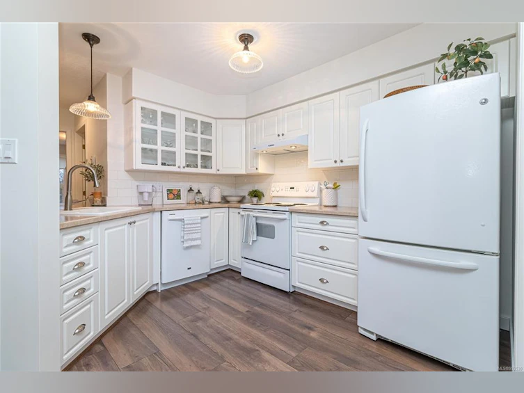 302A-3000 Oak Street, Chemainus, BC, V0R 1K1 - 11
