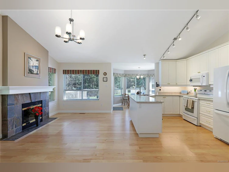 1267 Gabriola Drive, Parksville, BC, V9P 2T5 - 4