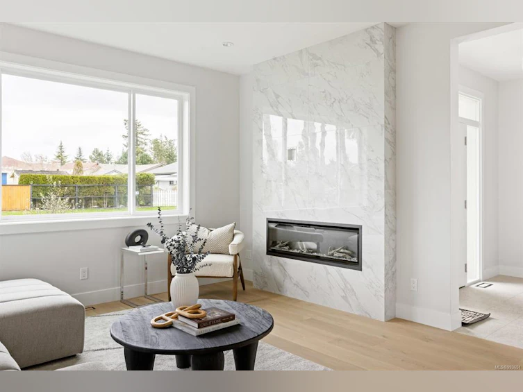 2313 Calvin Avenue, Sidney, BC, V8L 3P9 - 9