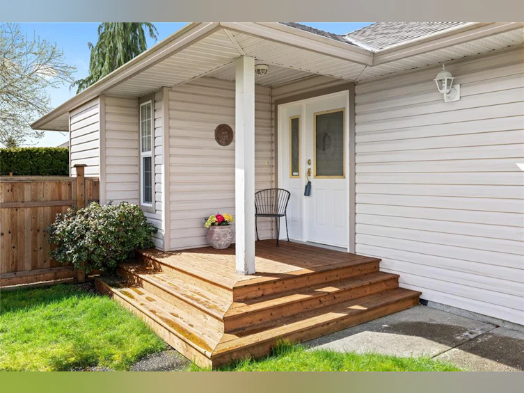 1040 Sunrise Drive, Qualicum Beach, BC, V9K 2K6 - 10