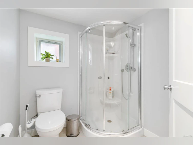 3925 S Raymond Street, Saanich, BC, V8Z 4K7 - 21