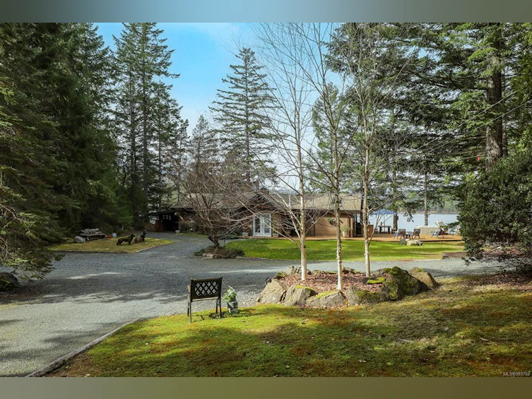 1120 Spider Lake Road, Qualicum Beach, BC, V9K 2L7 - 34