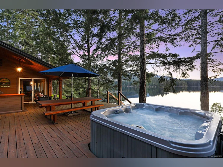 1120 Spider Lake Road, Qualicum Beach, BC, V9K 2L7 - 7