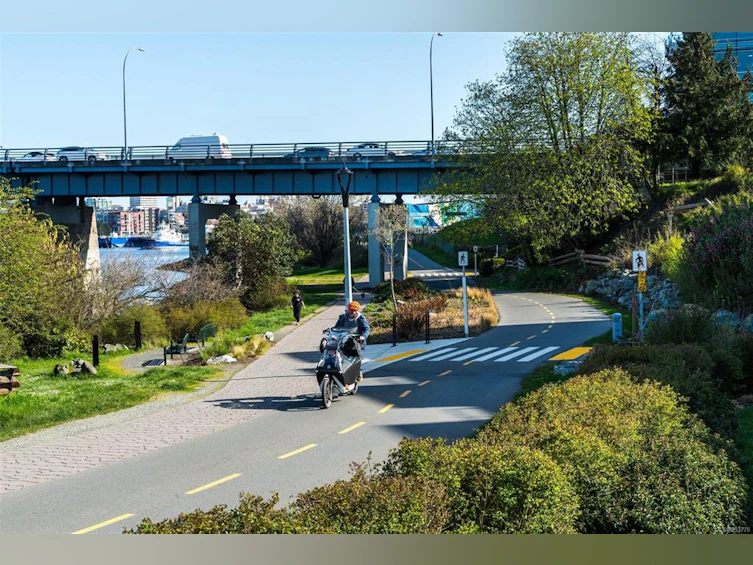 102-757 Tyee Road, Victoria, BC, V9A 0J6 - 33