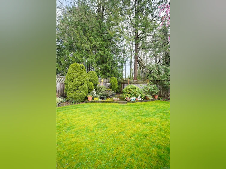 4991 Del Monte Avenue, Saanich, BC, V8Y 3A4 - 21