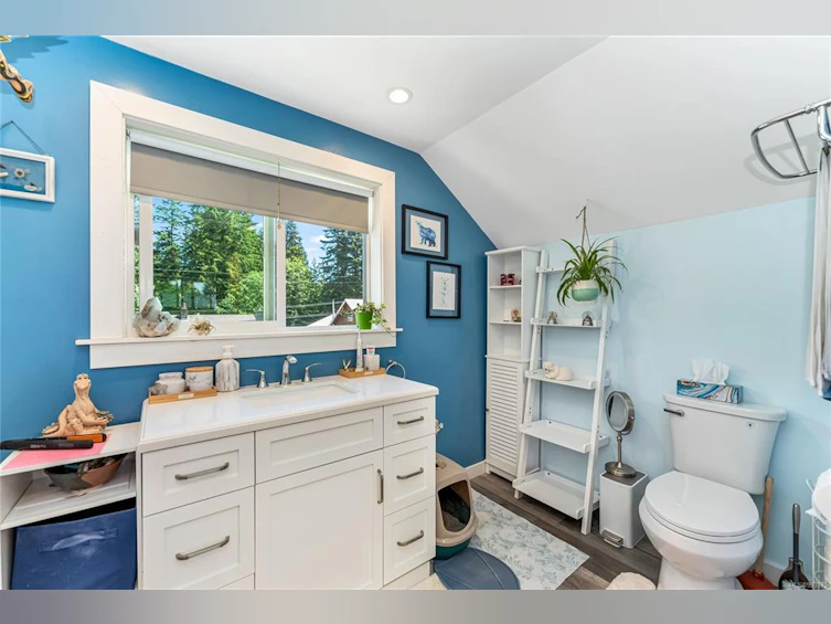 48 Hemlock Street, Lake Cowichan, BC, V0R 2G0 - 21