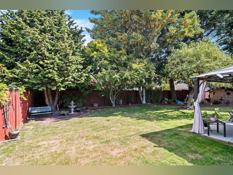 510 Nellie Place, Colwood, BC, V9B 5A1 - 34