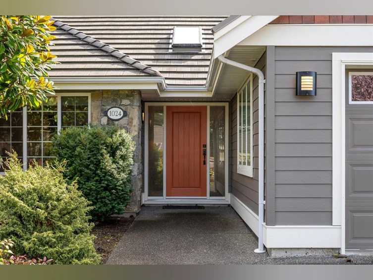 1024 Cantebury Place, Qualicum Beach, BC, V9K 0A1 - 4