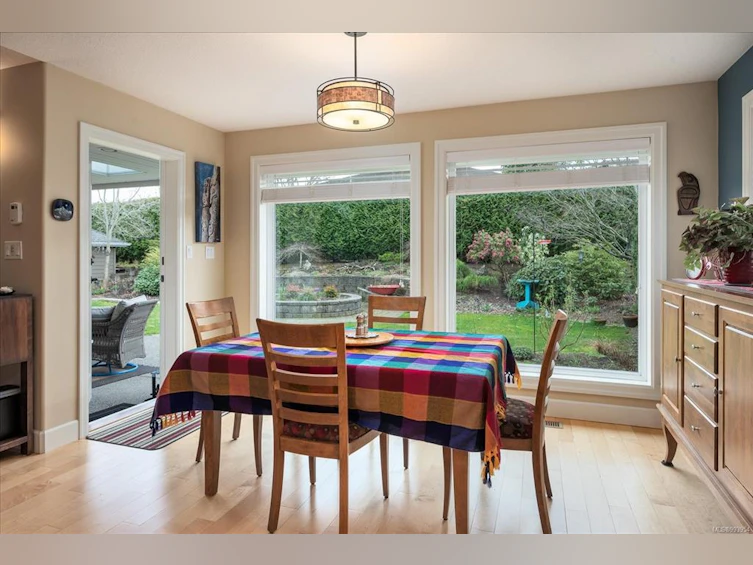1024 Cantebury Place, Qualicum Beach, BC, V9K 0A1 - 15