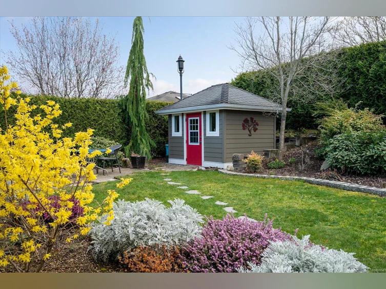 1024 Cantebury Place, Qualicum Beach, BC, V9K 0A1 - 42